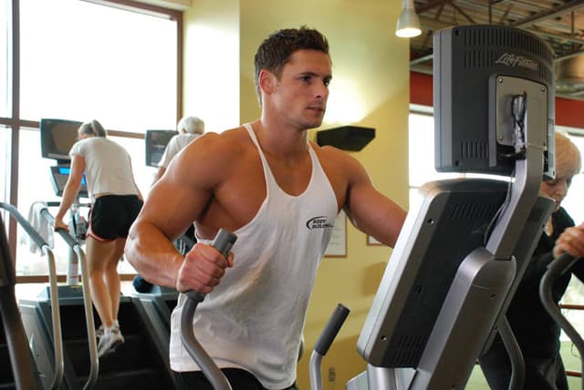 Elliptical Trainer - view 2