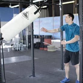 Heavy Bag Thrust - view 2