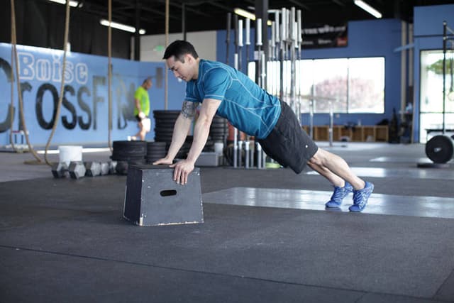 Incline Push-Up - view 2