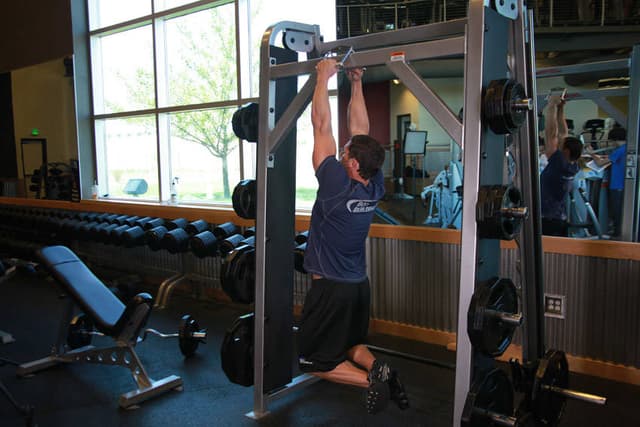 V-Bar Pullup - view 2