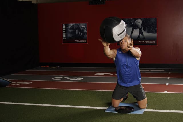 Chest Push (single response) - view 2