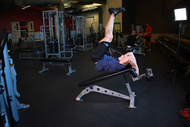 Decline Reverse Crunch - view 2