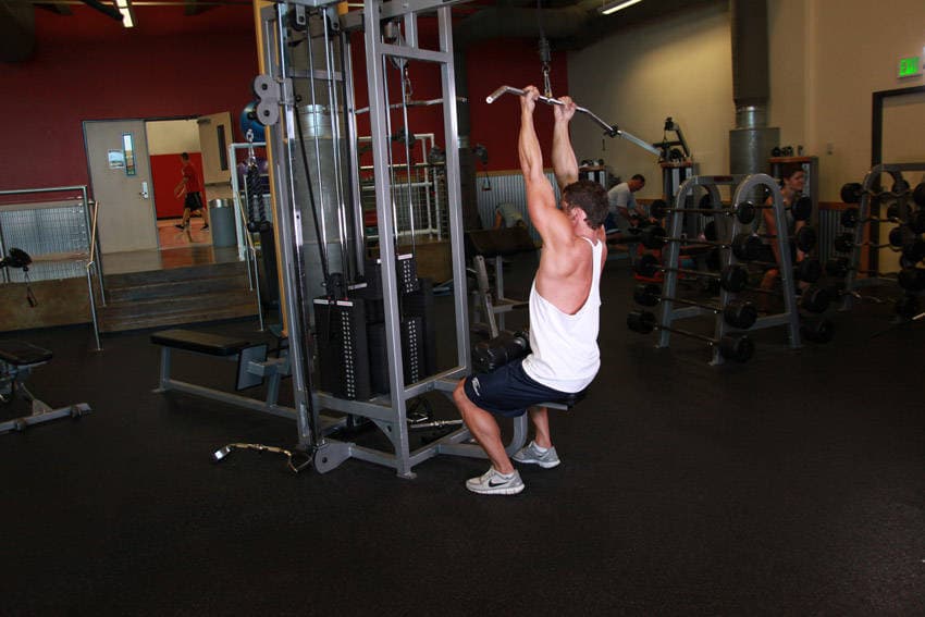 Underhand Cable Pulldowns