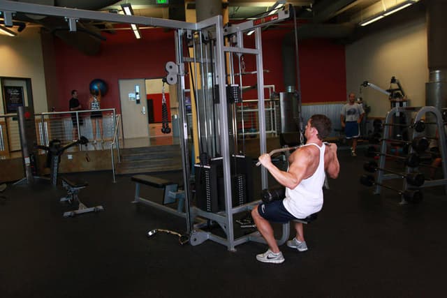 Wide-Grip Lat Pulldown - view 2